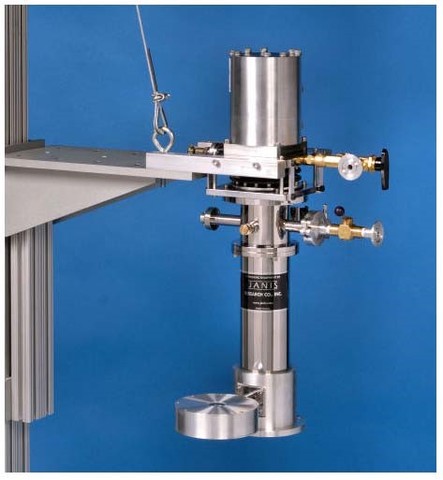 顕微鏡用無冷媒クライオスタット