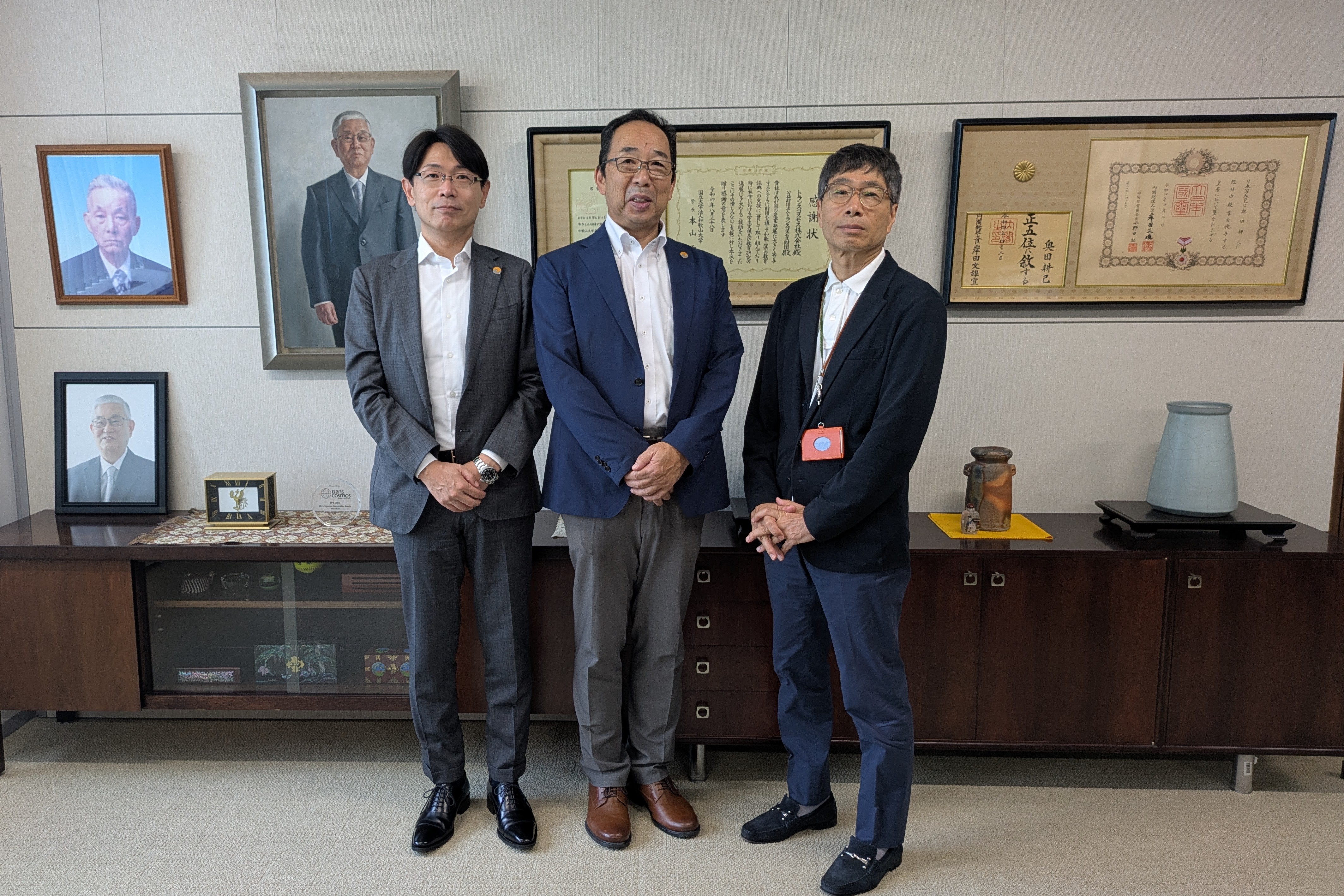 R8.7.31 学長・生方理事財団訪問-1