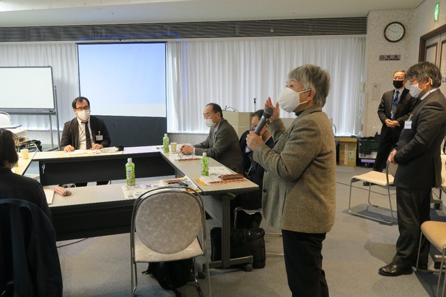 和歌山地域化学関連企業と和歌山大学化学系研究者との交流会20221216-4.jpg