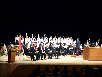 students_chorus.png