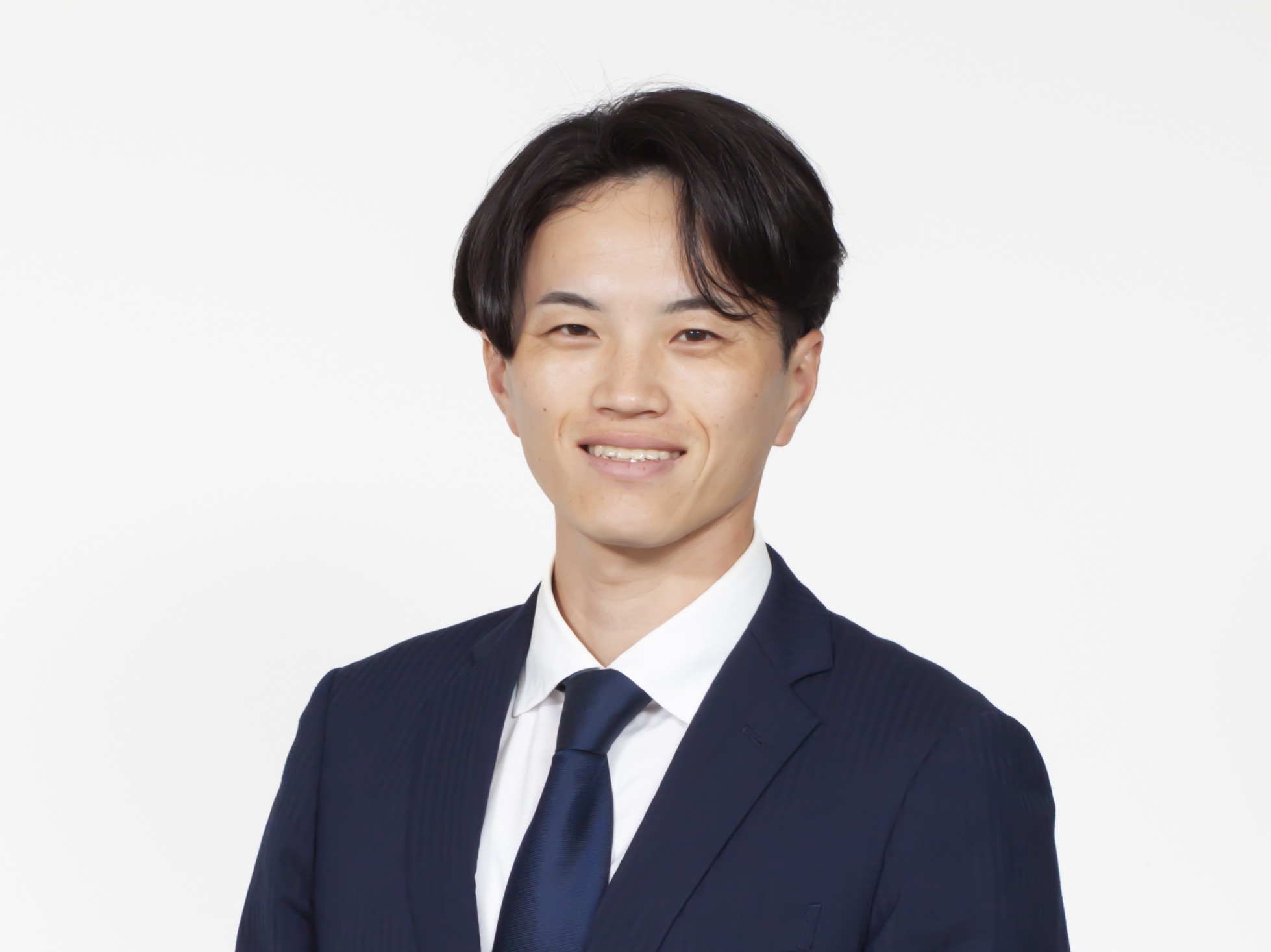 20260213 大学案内_2027船井総研細川さん main宣材写真-yoko