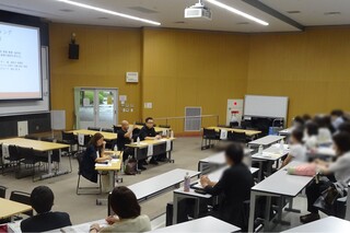 パネルディスカッションの様子。