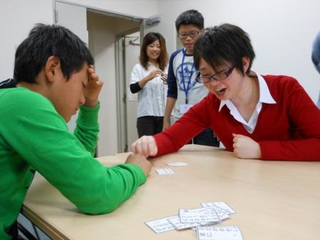 子供と勝負する先生