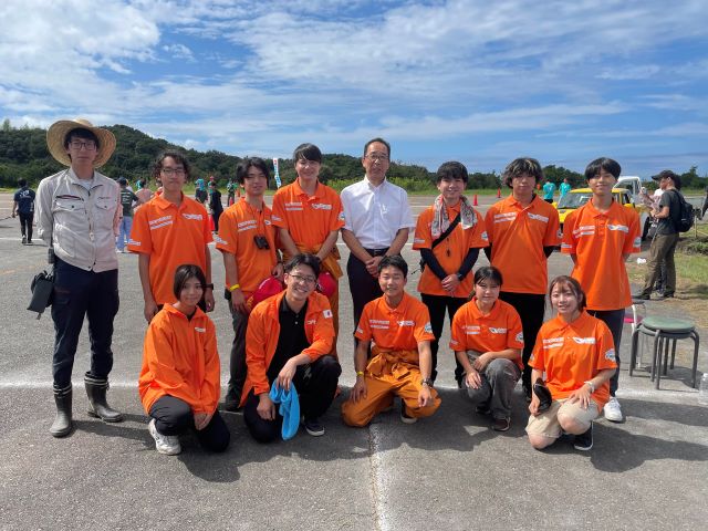 和歌山大学　ソーラーカー