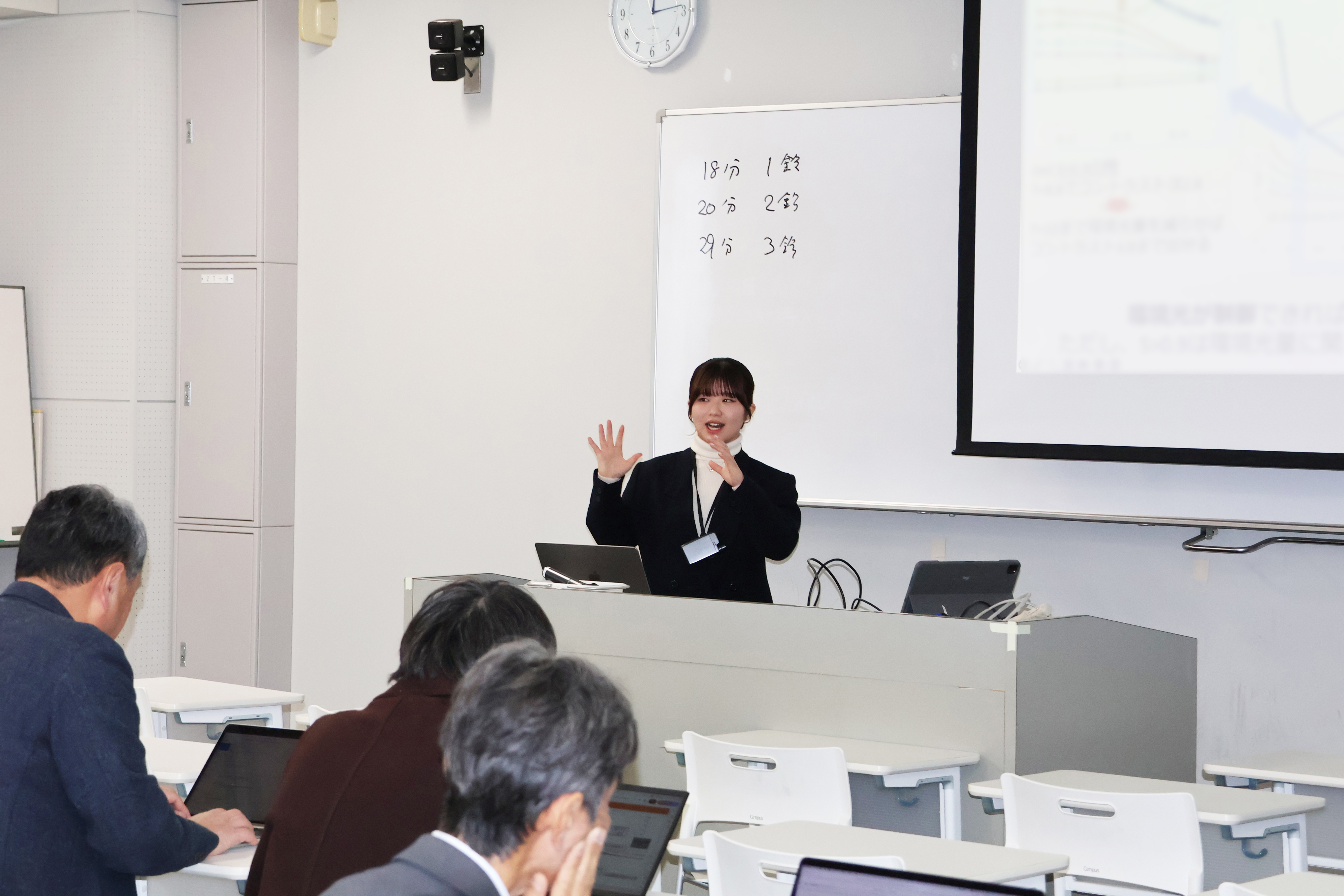 修士論文発表会26_3